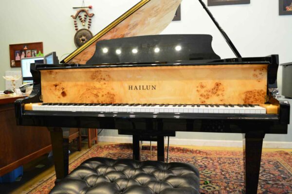 Hailun 5’10” model 178 Grand Piano – Used