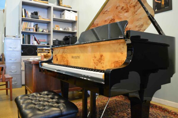 Hailun 5’10” model 178 Grand Piano – Used