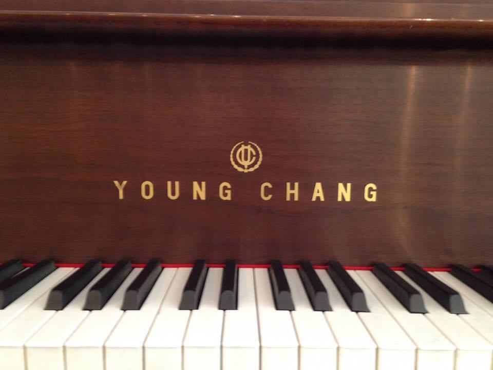 Young Chang Satin Walnut 5’9 Grand Young Chang Satin Walnut 5’9 Grand