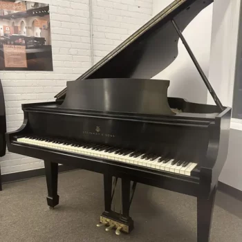 Steinway Model M Ebony 5’7″ Grand Piano, Preowned – SOLD