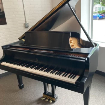 Front image of Steinway Model L in ebony satin, serial number 529654
