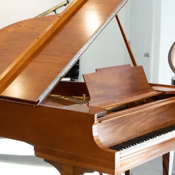 Steinway Model M Mahogany – New Action, New Pinblock, Beautiful Preowned Piano